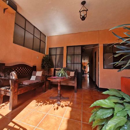 Hospedaje El Viajero Antigua Lli Экстерьер фото
