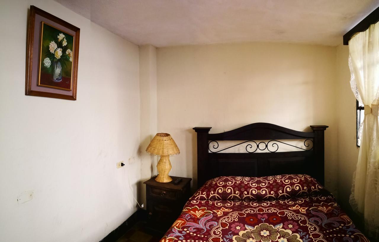 Hospedaje El Viajero Antigua Lli Экстерьер фото
